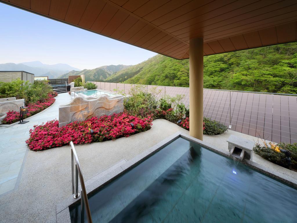 Hotel Asaya Nikko Exteriér fotografie A modern onsen