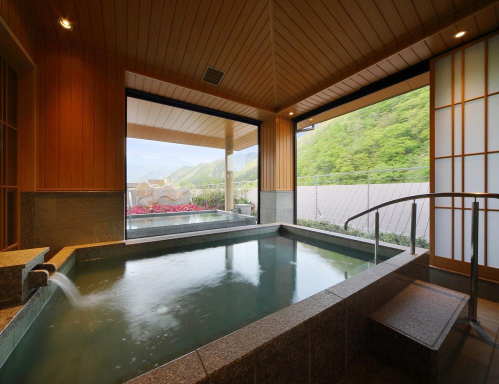Hotel Asaya Nikko Exteriér fotografie A modern onsen