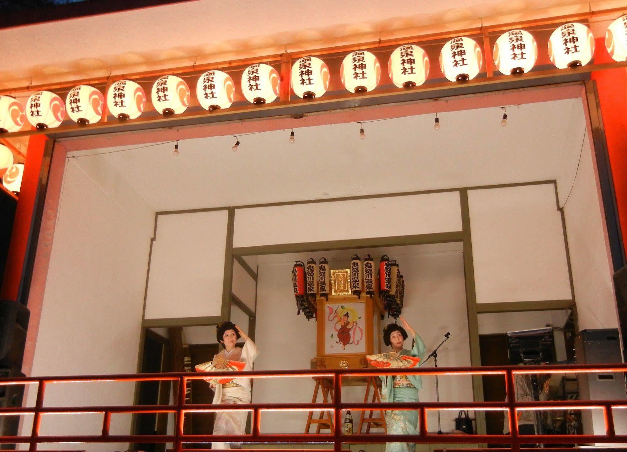 Hotel Asaya Nikko Exteriér fotografie A scene from a bunraku performance