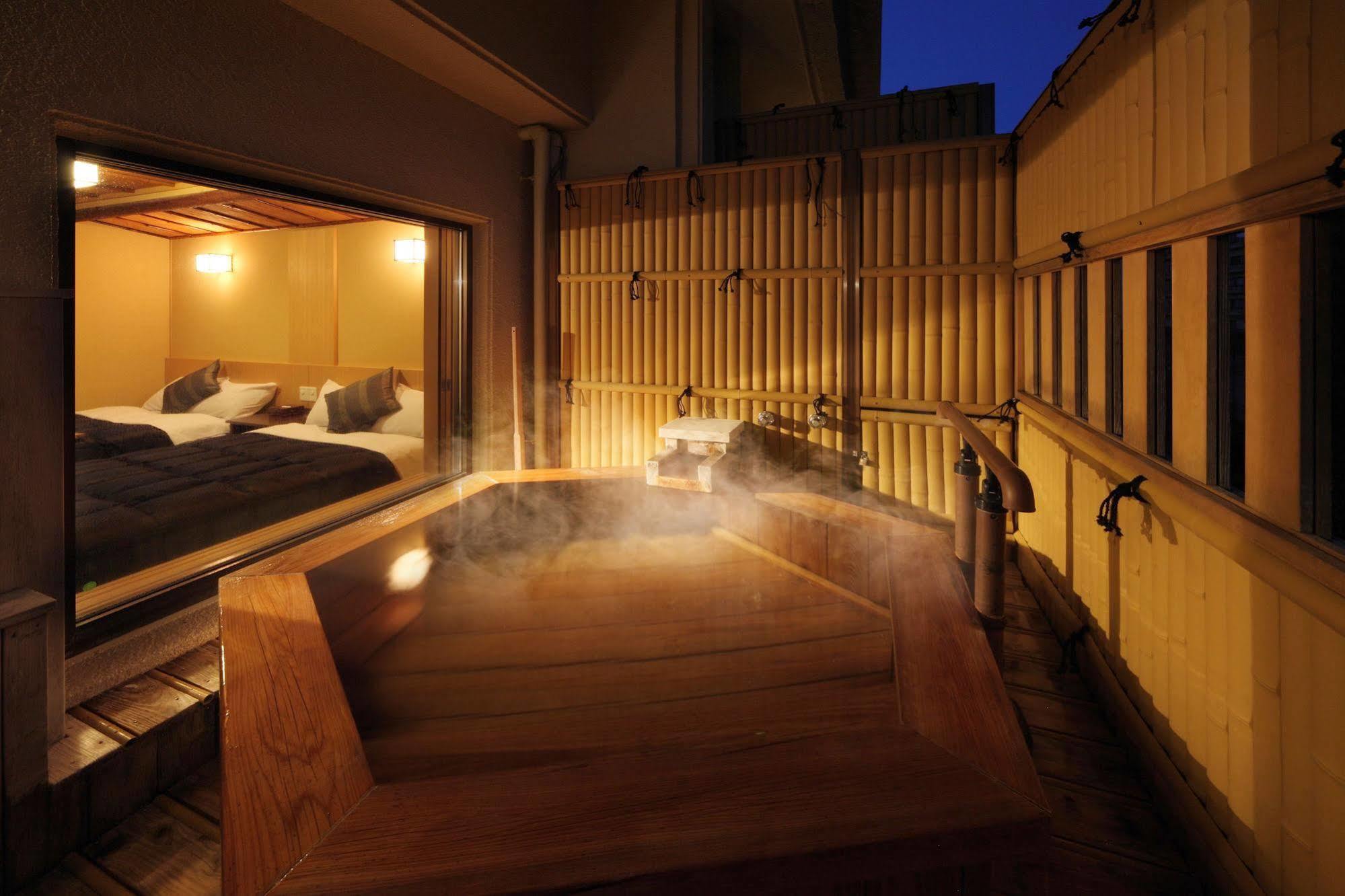 Hotel Asaya Nikko Exteriér fotografie A private onsen